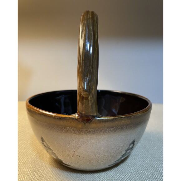 Home Studio Woodland Moose & Bear Stoneware Basket with Handle - Picture 4 of 9